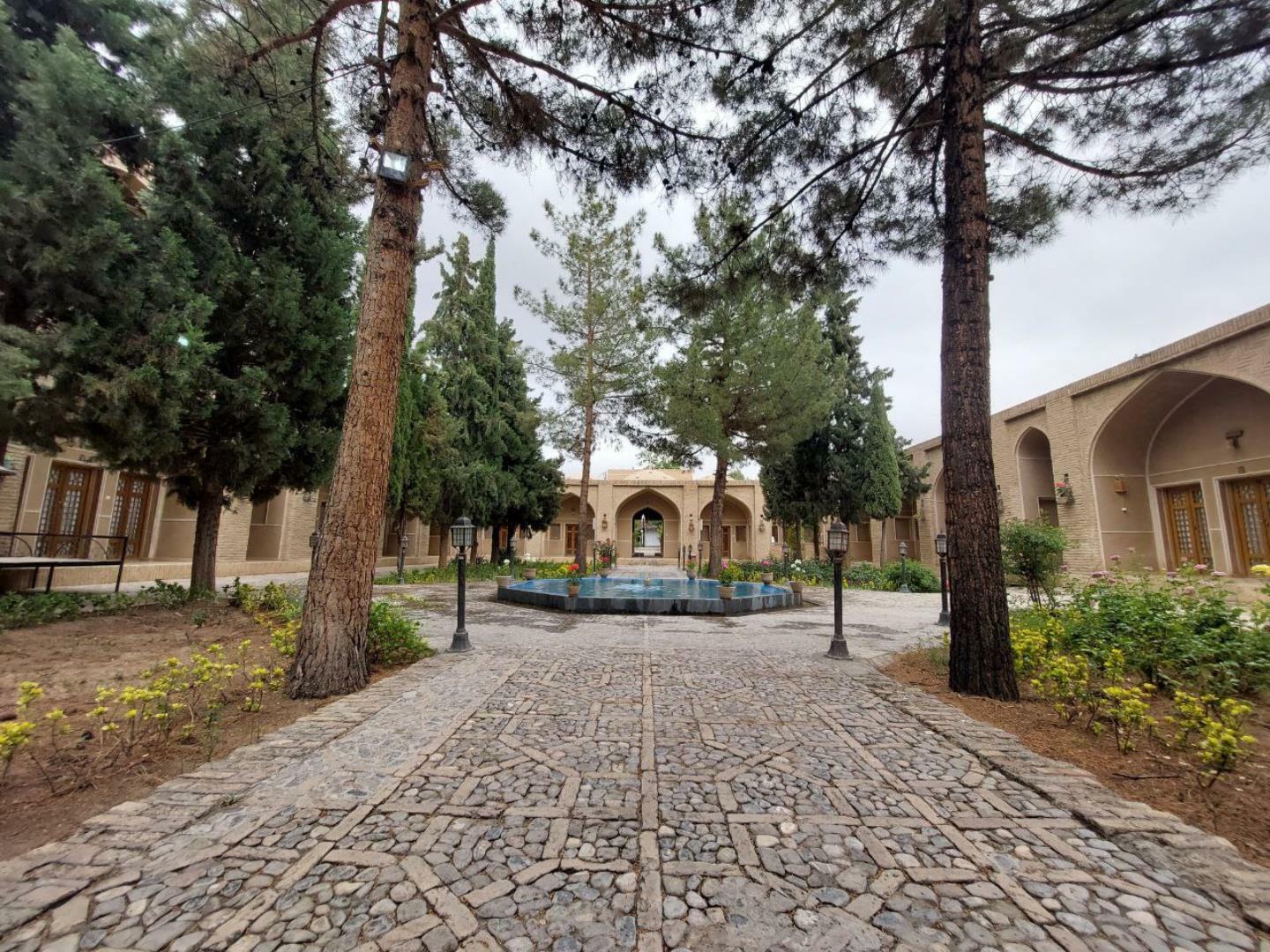 Shah Vali Hotel Kerman, Kerman — photo 1
