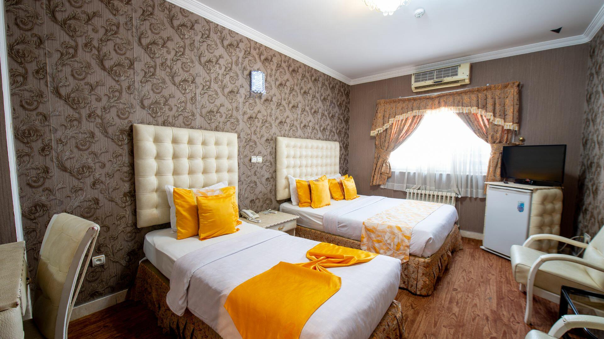 Parseh Hotel Shiraz, Shiraz — photo 6