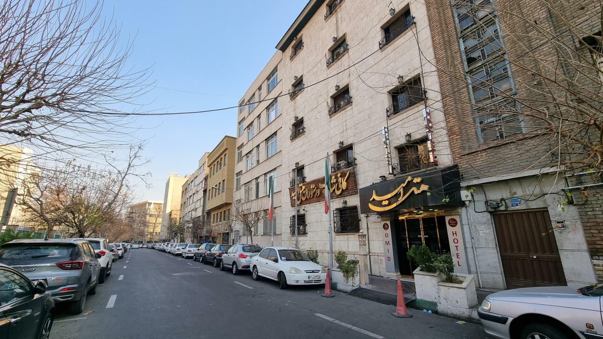 Omid, Tehran