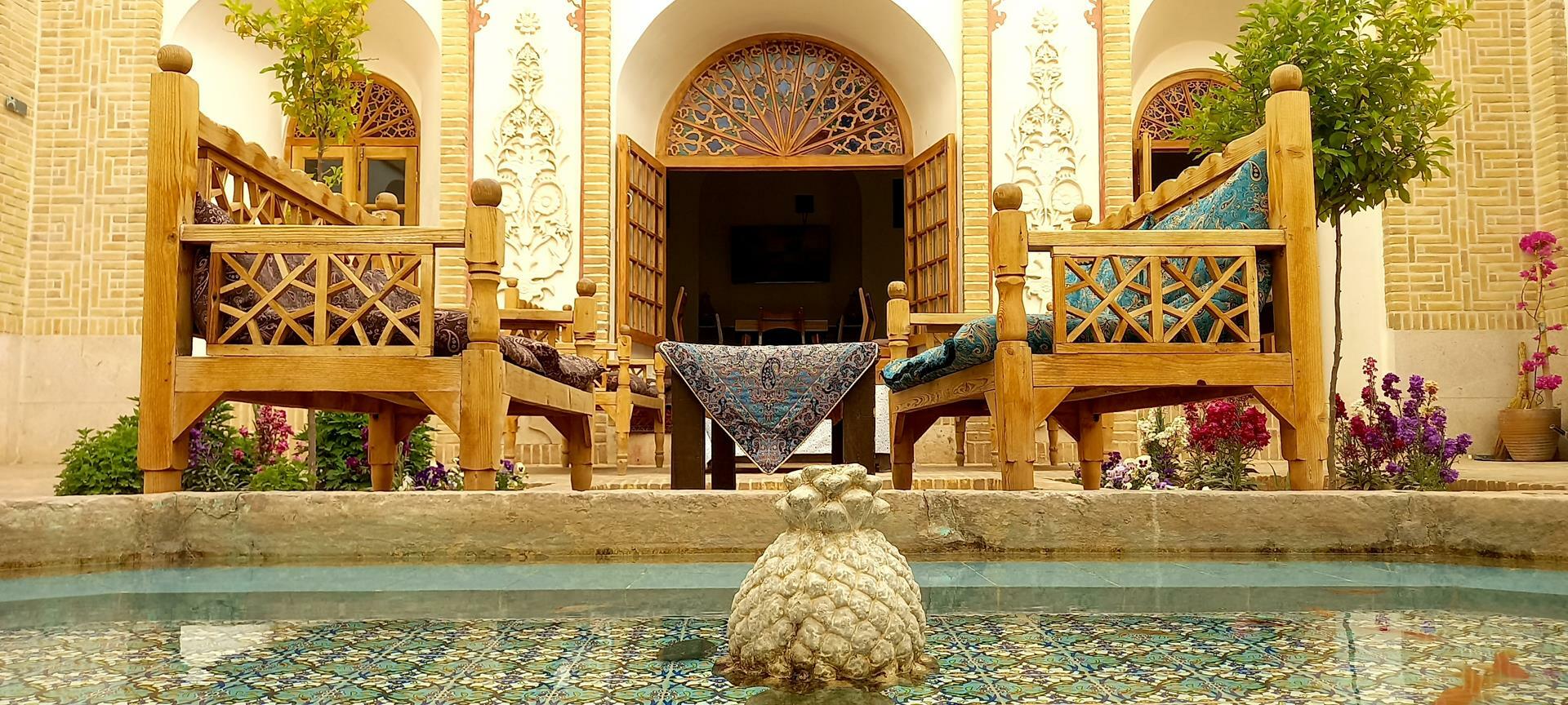 Kelias Hotel Kerman, Kerman — photo 1