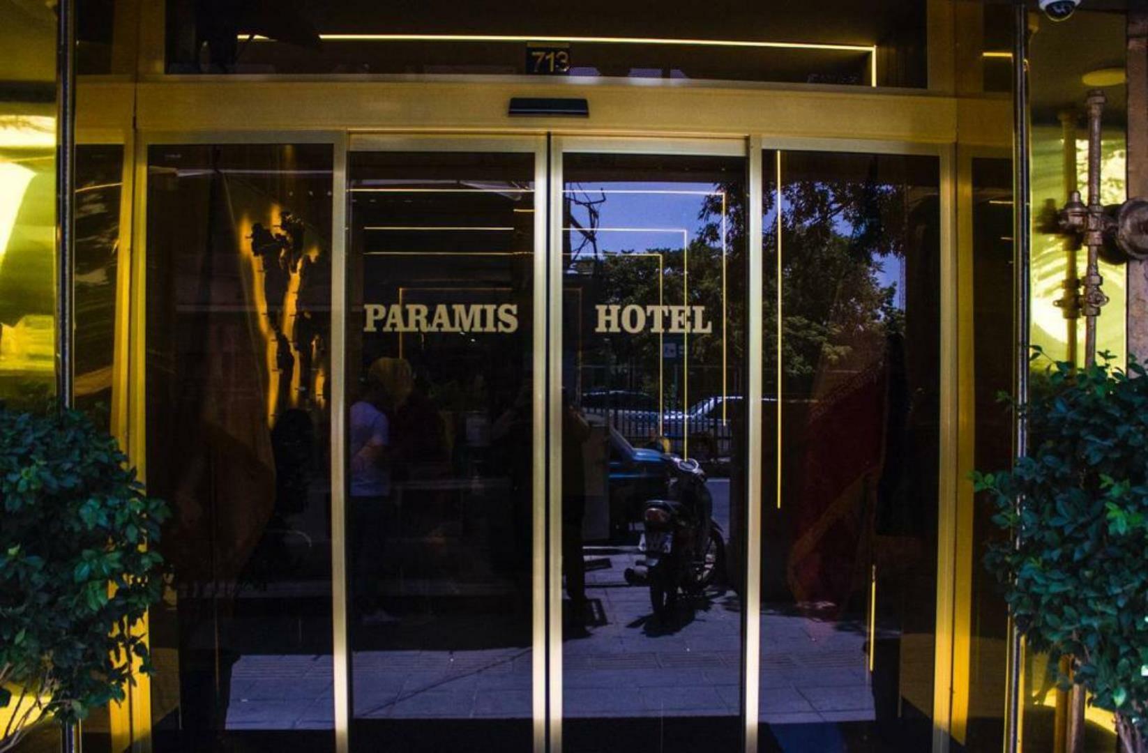 Paramis, Tehran
