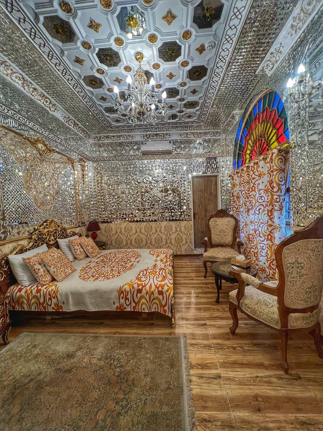 Pahlavan Razzaz, Tehran