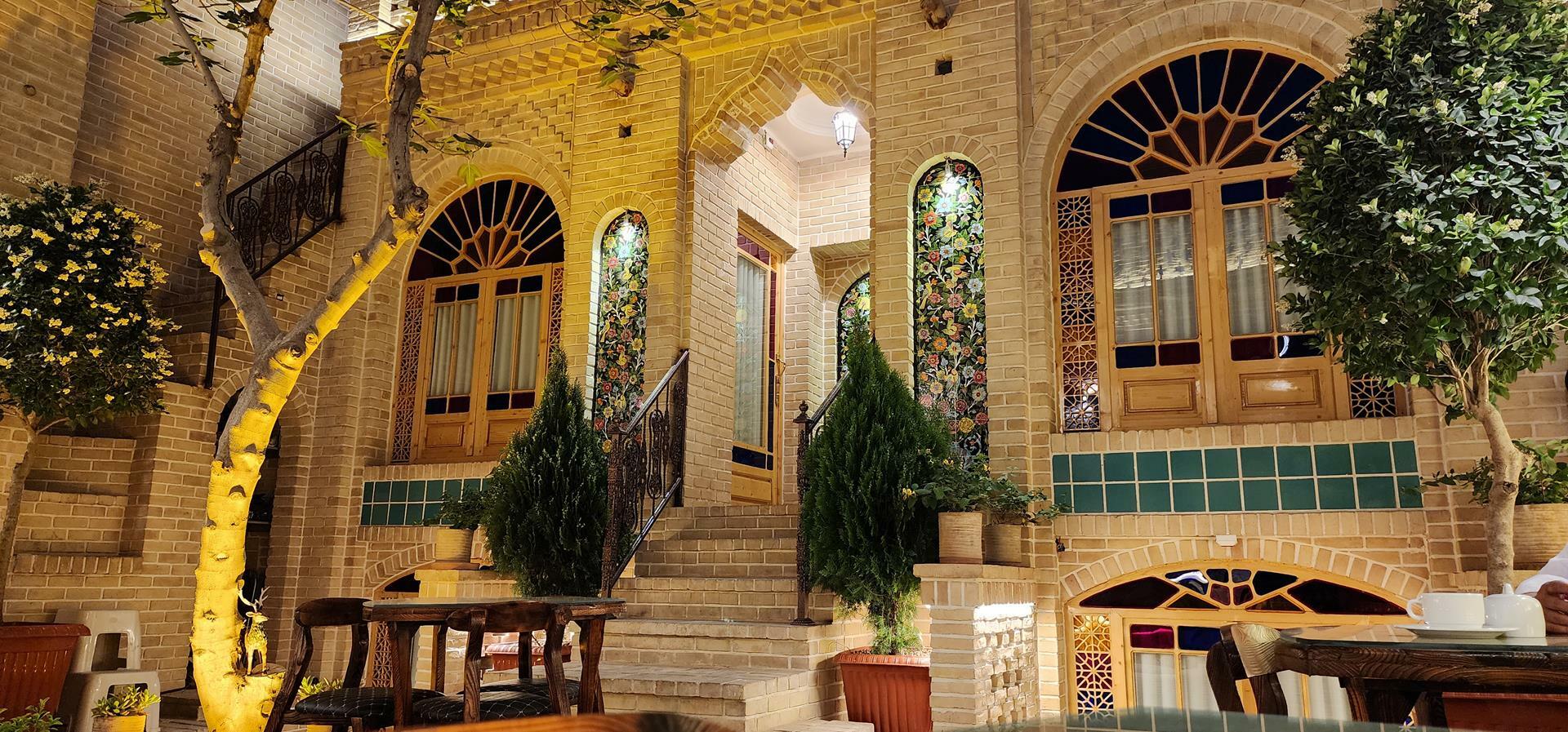 Farhang Hotel Qom, Qom — photo 2