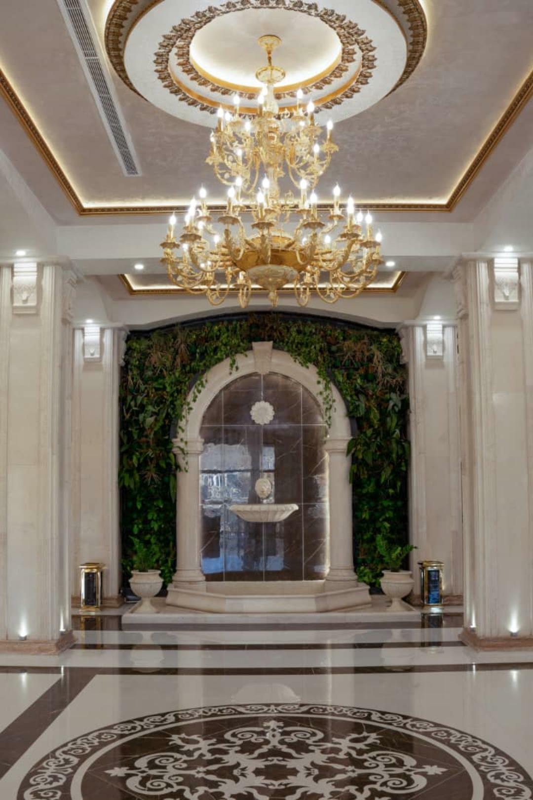 Rose Grand Hotel, Shiraz