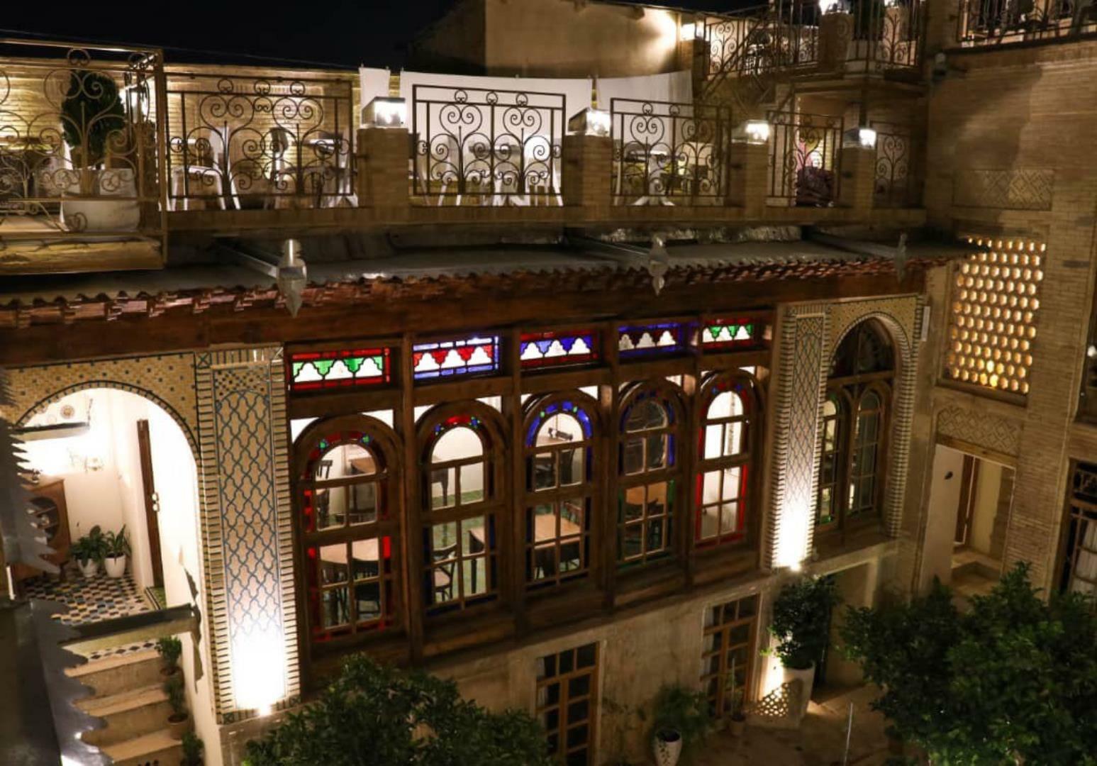 Ravi, Shiraz