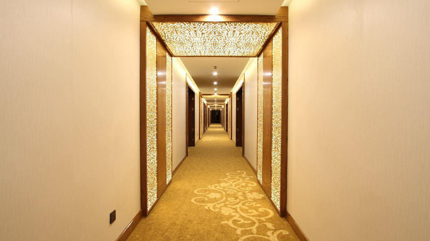 Parsian Khazar Hotel