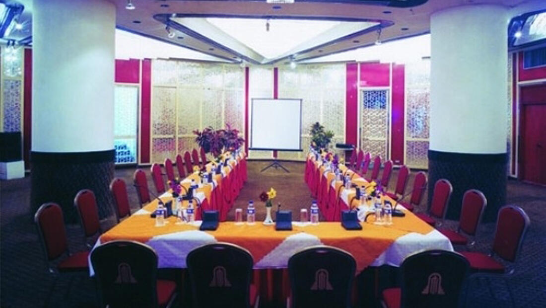 Parsian Khazar Hotel