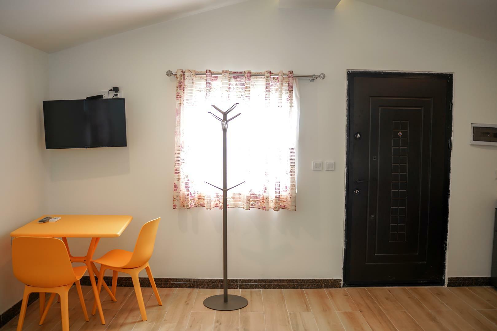 Parsian Khazar Hotel