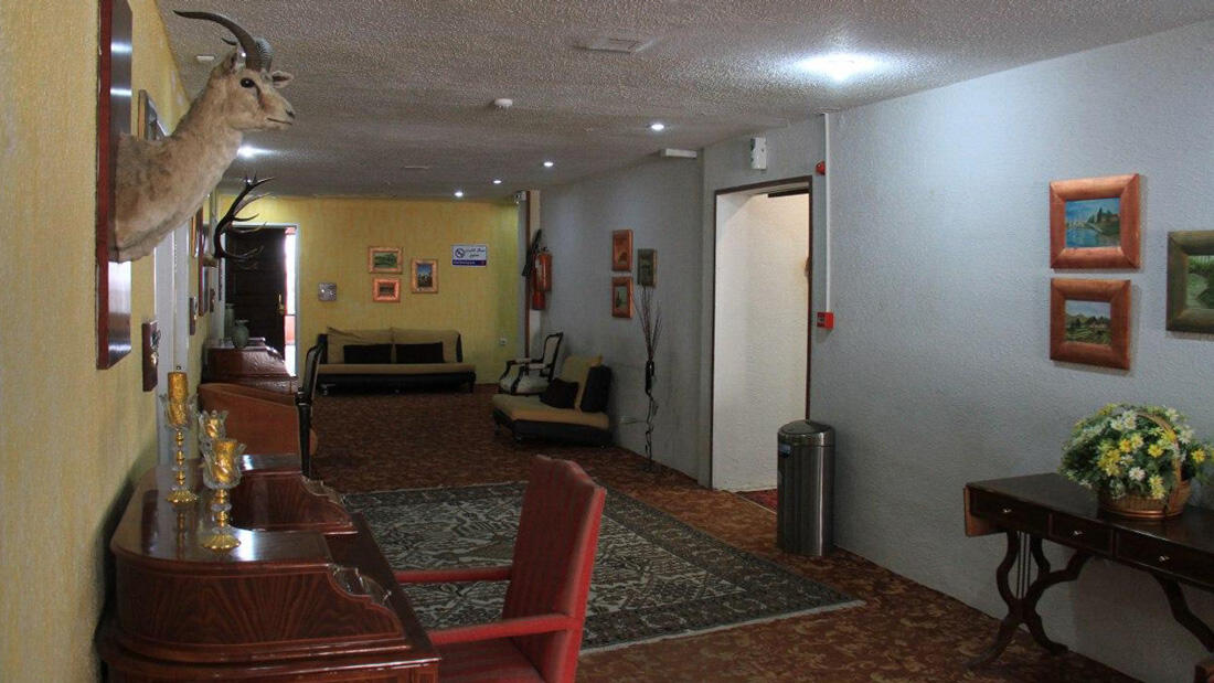 Parsian Tochal Hotel