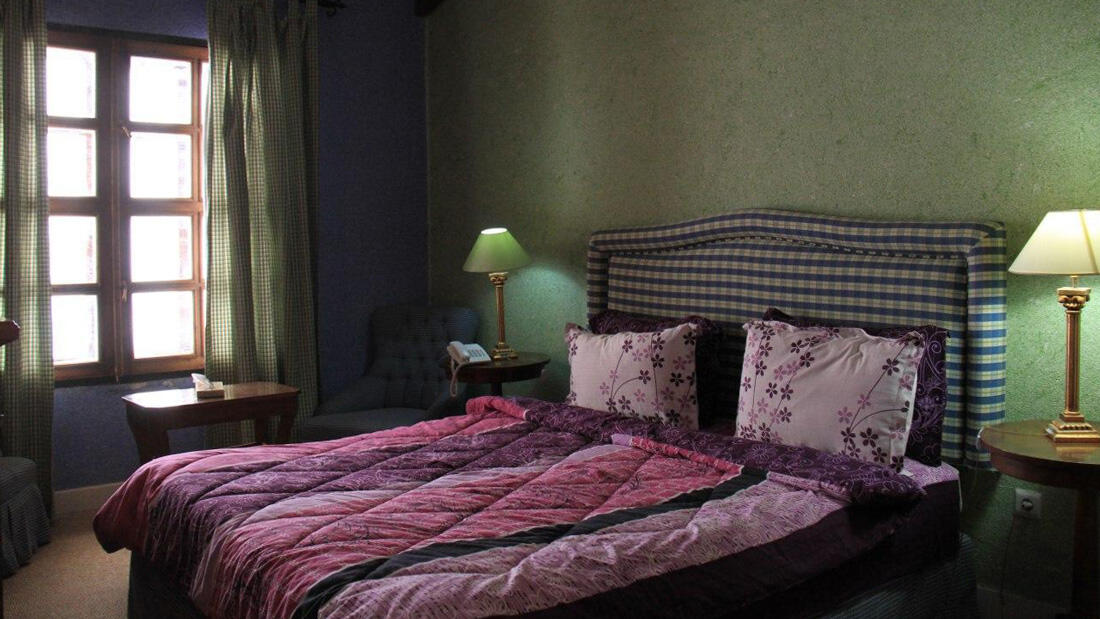 Parsian Tochal Hotel