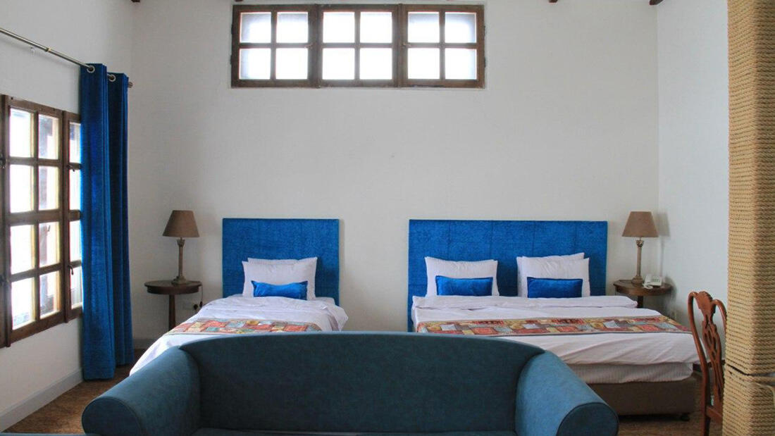 Parsian Tochal Hotel