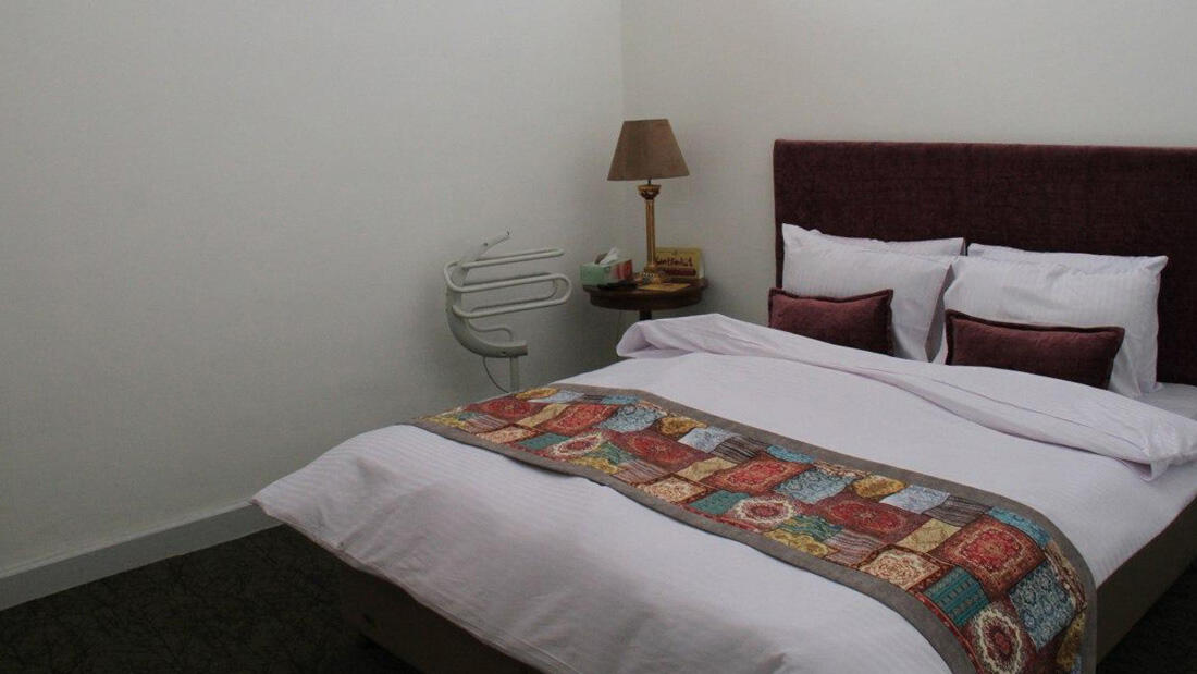 Parsian Tochal Hotel