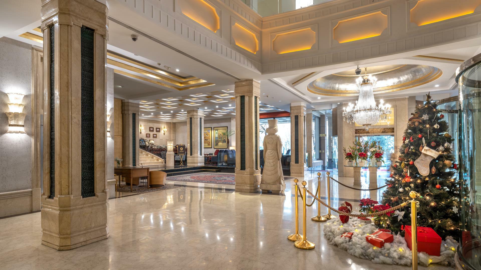 Espinas Boulevard, Tehran