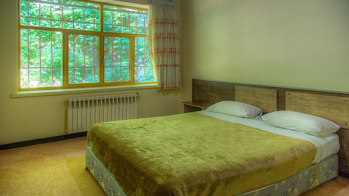 Chalus Tourist Hotel