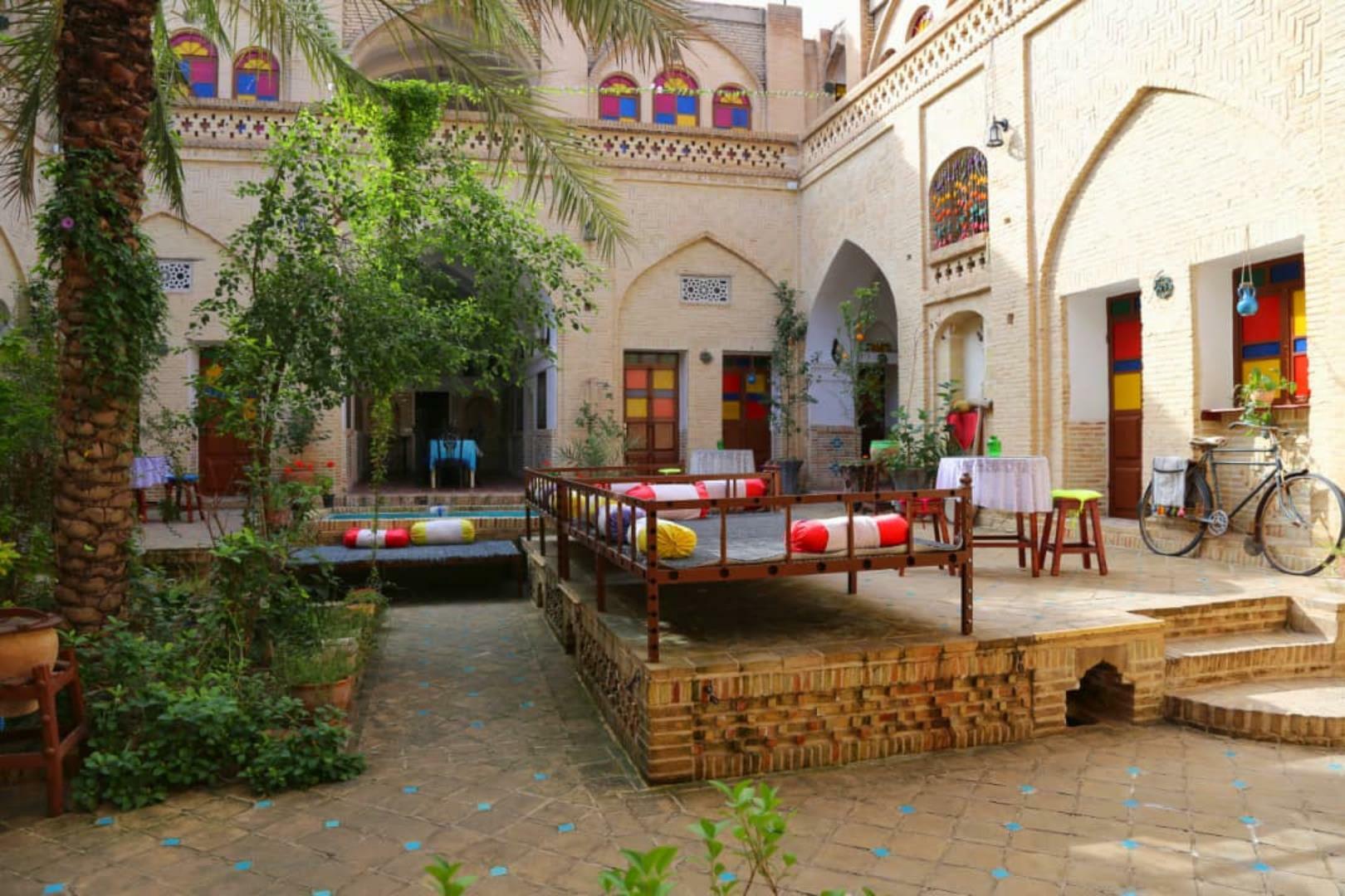 Sarabi Traditional Hotel
