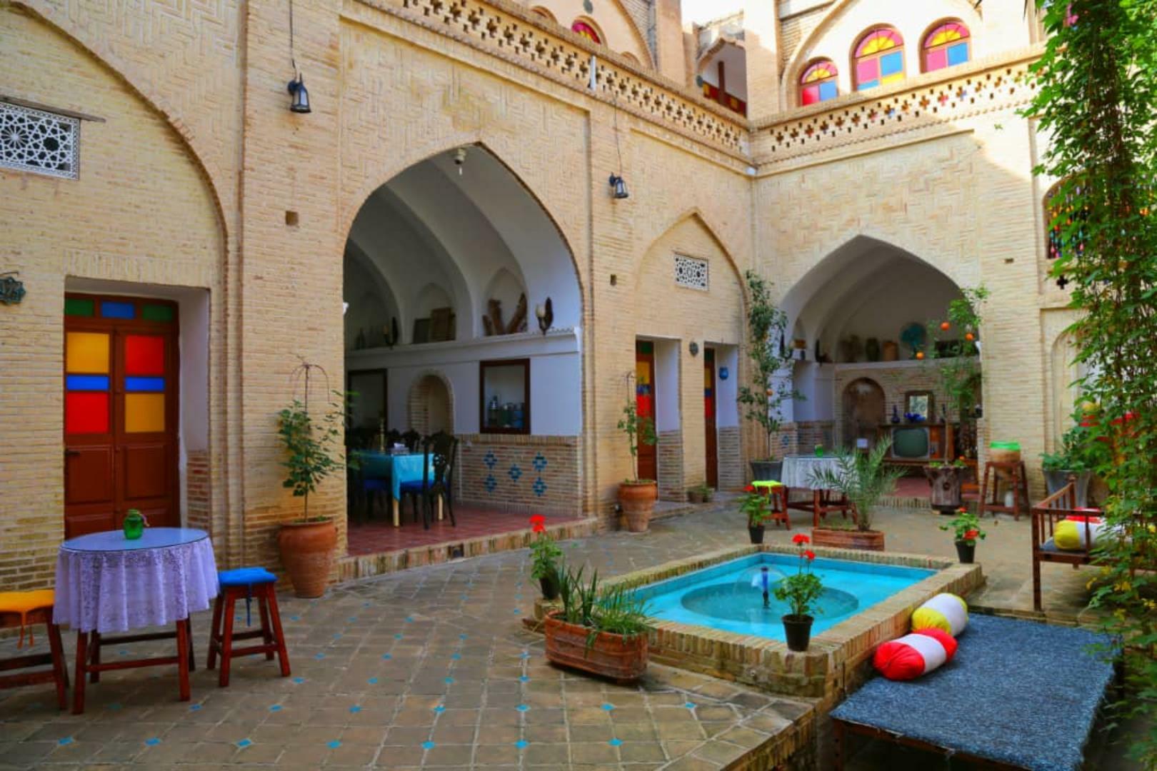 Sarabi Traditional Hotel