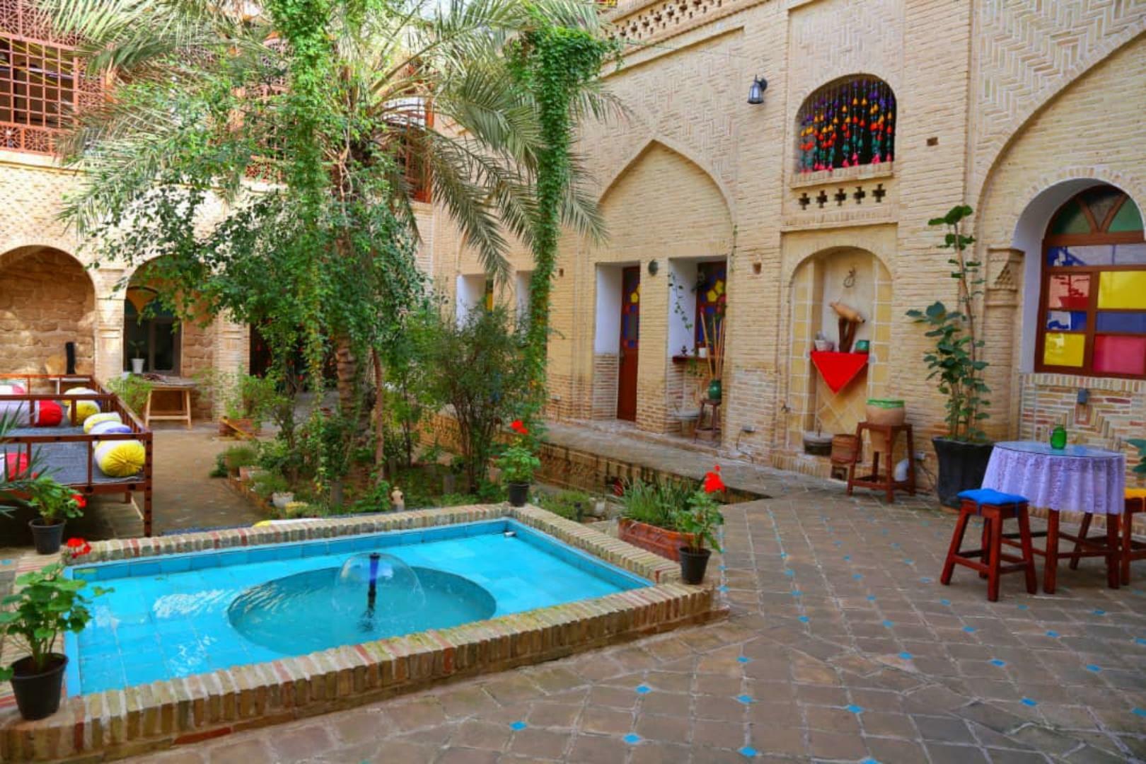 Sarabi Traditional Hotel