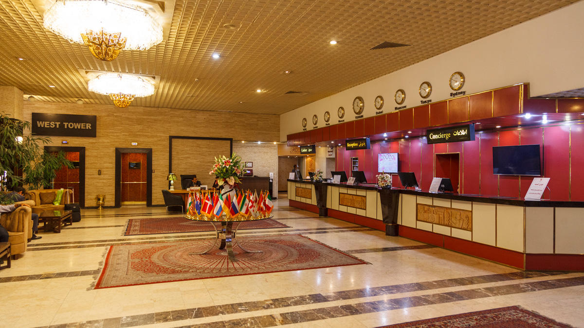 Parsian Esteghlal Hotel
