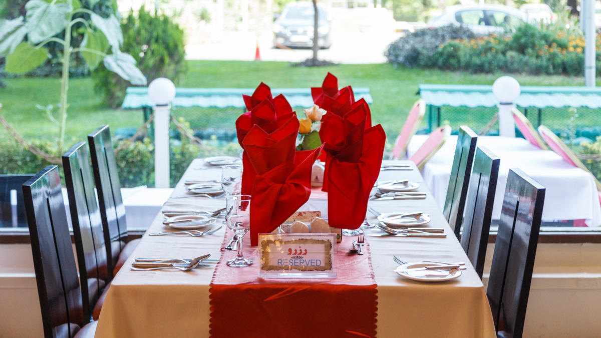 Parsian Esteghlal Hotel