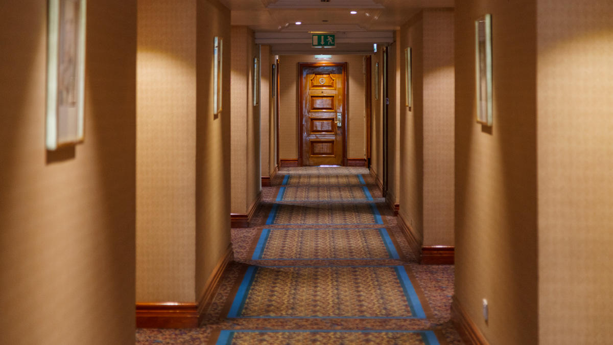 Parsian Esteghlal Hotel