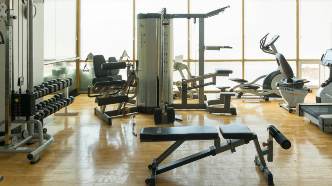 Parsian Esteghlal Hotel