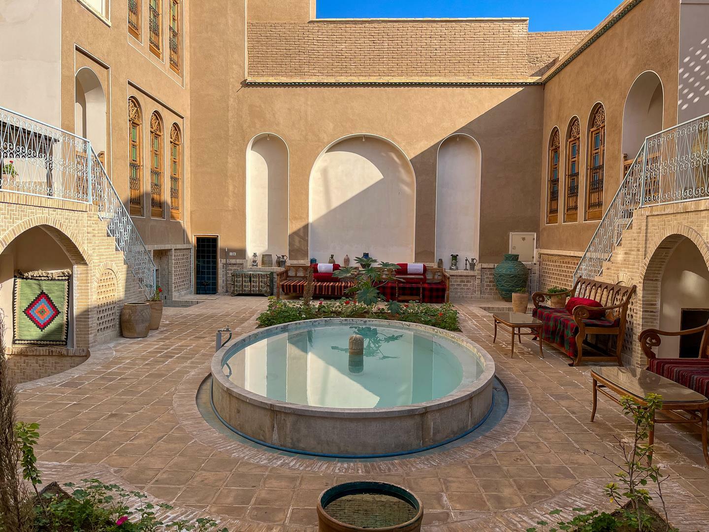 Morshedi House Boutique Hotel