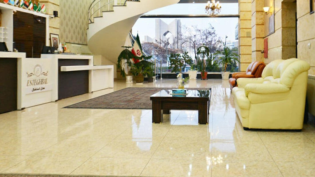 Esteghbal Hotel