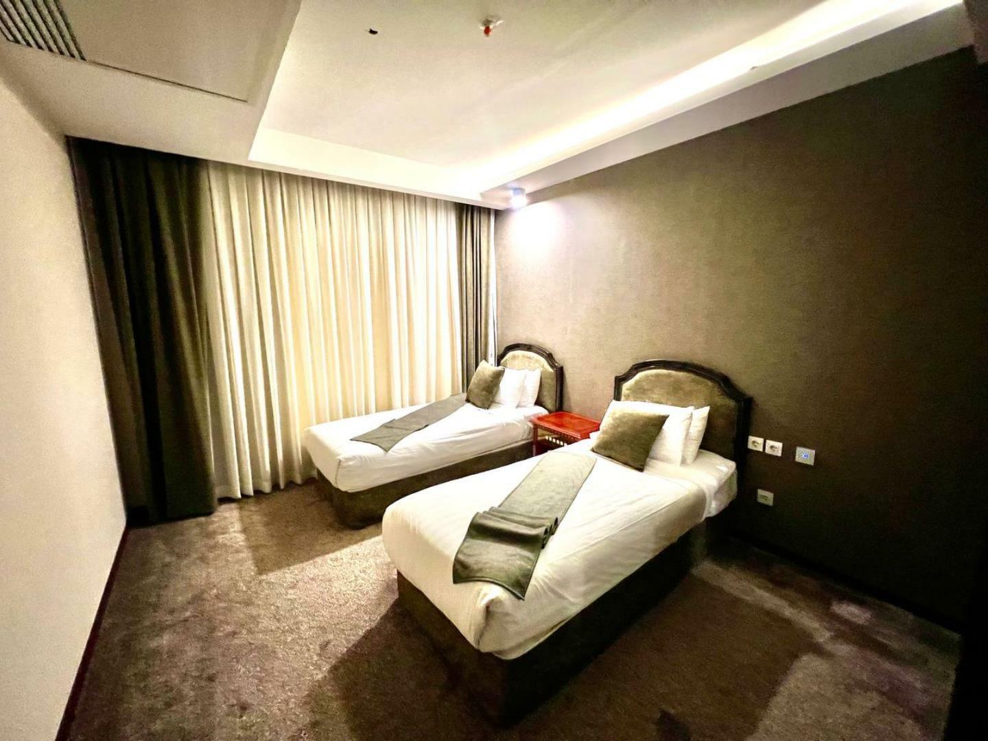 Qasr-Al-Ziafat Hotel