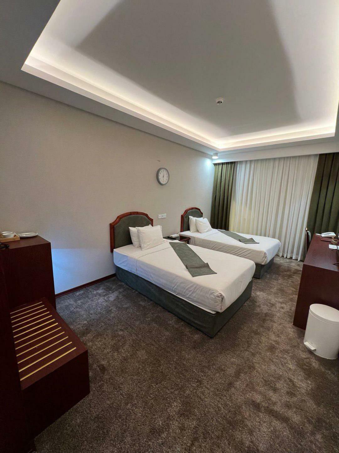 Qasr-Al-Ziafat Hotel