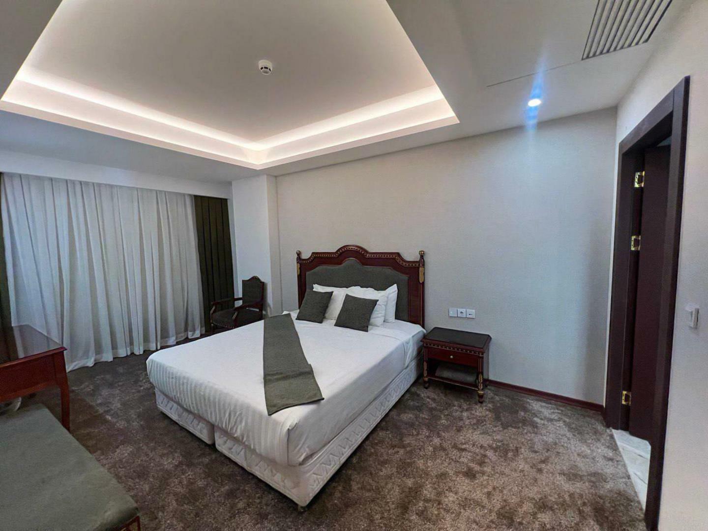 Qasr-Al-Ziafat Hotel