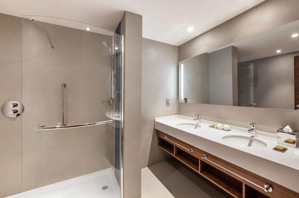 DoubleTree by Hilton  Dubai Al Jadaf
