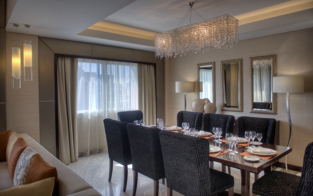 Crowne Plaza Dubai Deira, an IHG Hotel