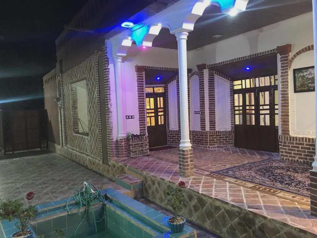 ویلا چشمه عروس (اتاق 1)