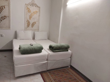 سوئیت یارزمان مشهد آپارتمان دو تخته (بدون صبحانه)