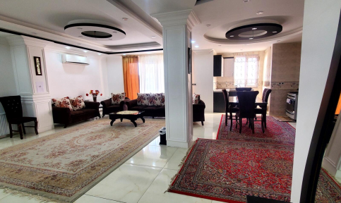 آپارتمان دوخوابه نزدیک به دریا