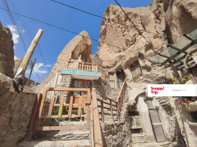 ویلا صخره ای تورال