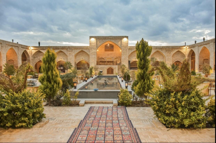 بومگردی کاروانسرای شاه عباسی دودهک "وزیر نشین"