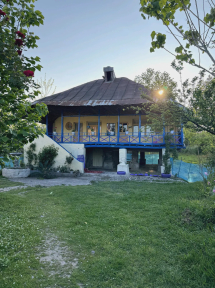 ویلا گل باران