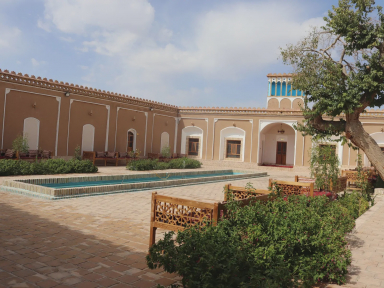 ویلا سرای زنده دلان (خاتون)