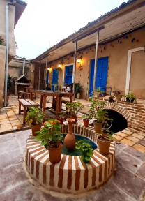 اقامتگاه سنتی عمارت صدر گرگان سوئیت رز
