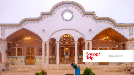 اقامتگاه بومگردی "عمارت کهن"