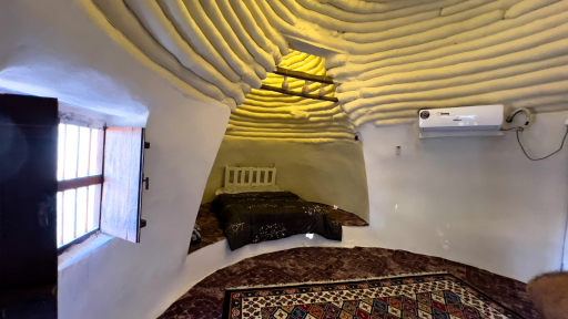 مجموعه بومگردی چیرا "اتاق گنبدی"