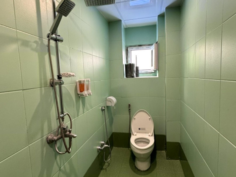 سرویس بهداشتی و حمام