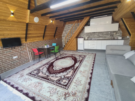 کلبه سوئیسی ارغوان با جکوزی تصاویر هتل