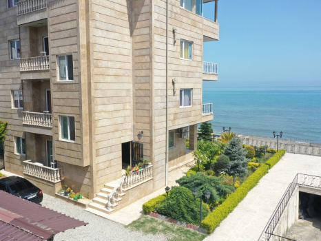 نمای بیرونی ساختمان