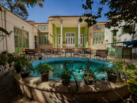 اقامتگاه بومگردی الف اصفهان واحد سه تخته مستر استاد صائب photo20496673863.jpg