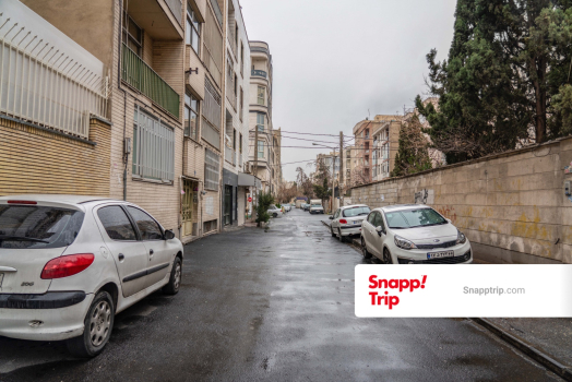 محوطه بیرونی