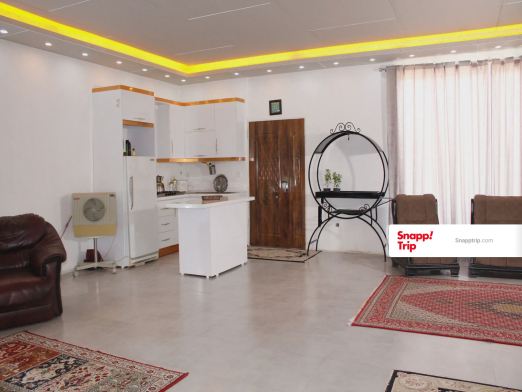 ویلا استخردار آبگرم سرپوشیده سورنا با بیلیارد