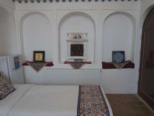 ویلا حاکم (مینا) با صبحانه رایگان