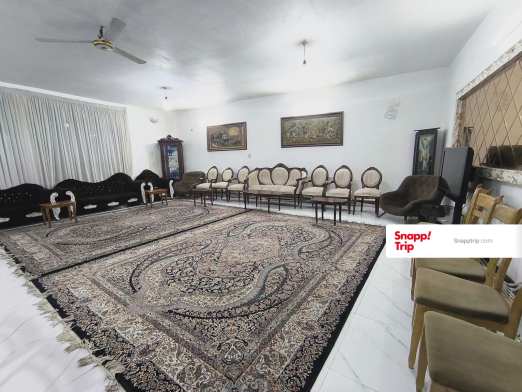 ویلا استخردار آبگرم آزادی با جکوزی و فوتبال دستی